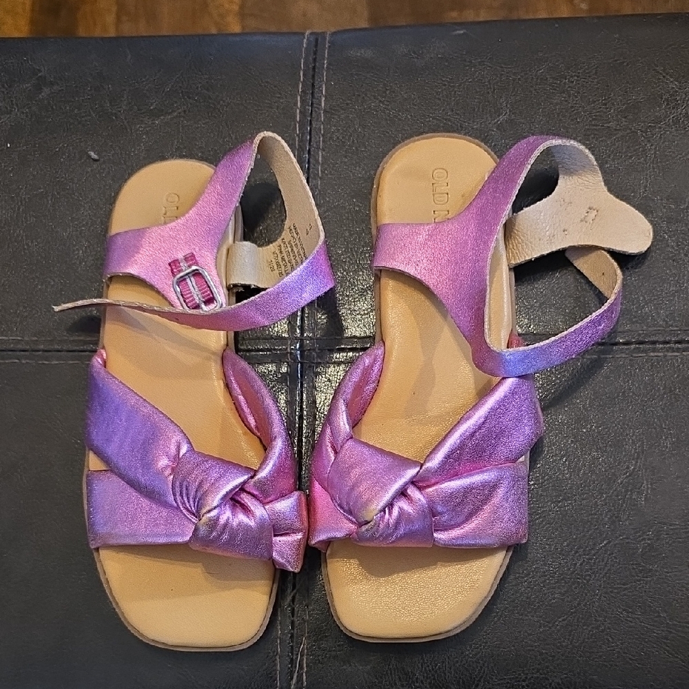 Old Navy Iridescent Pink & Purple Knotted Ankle Strap Sandals